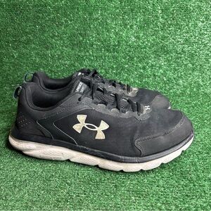 Under Armour Charged Assert 9 Black Running Shoes Sneakers Men Size 11.5 4E Wide